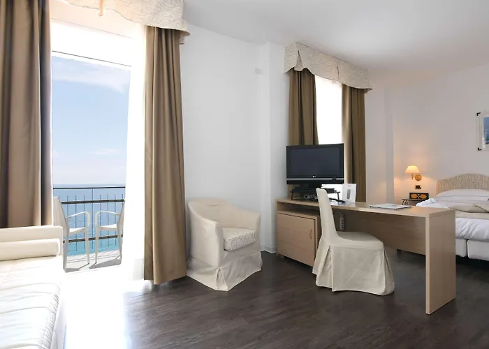 Hotell Western Acqua Novella 4*