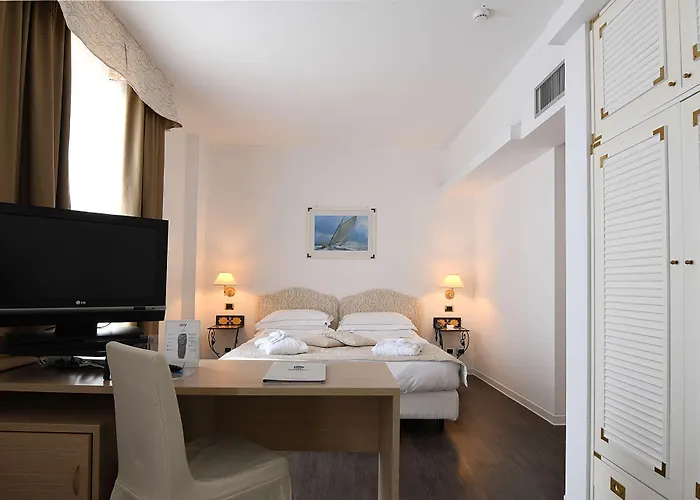 Hotel Western Acqua Novella Spotorno