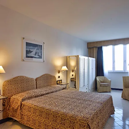 Otel Western Acqua Novella Spotorno