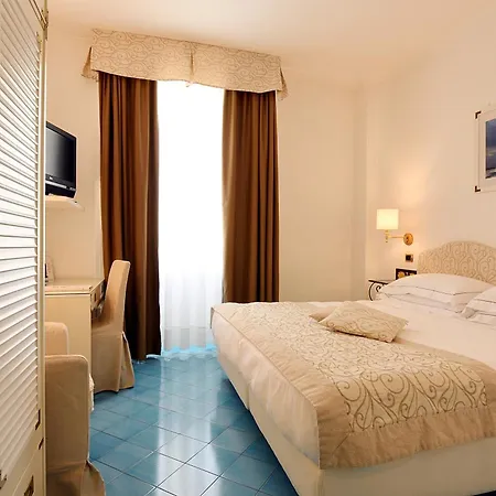 Otel Western Acqua Novella Spotorno