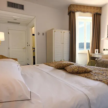 Western Acqua Novella 4*