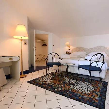 Western Acqua Novella 4*