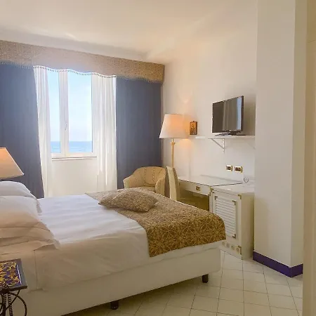 Western Acqua Novella 4*