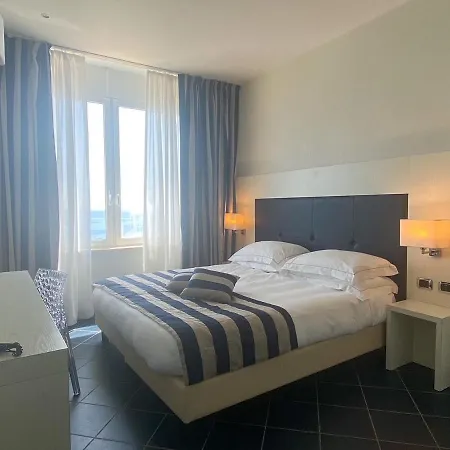 Western Acqua Novella Hotel