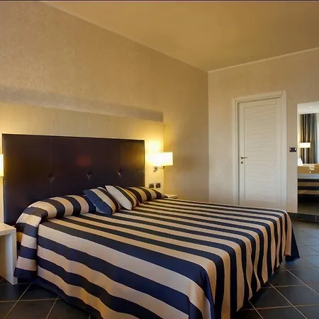 Western Acqua Novella