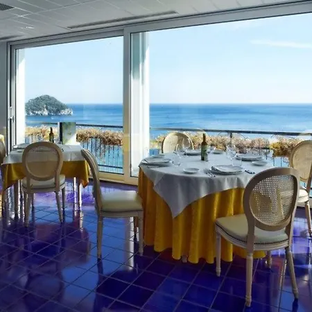 Western Acqua Novella