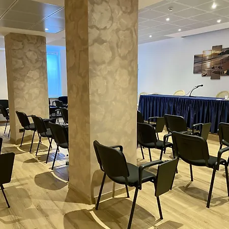 Otel Western Acqua Novella Spotorno