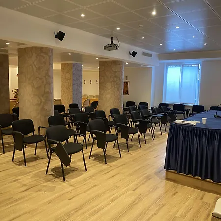 Western Acqua Novella 4* Spotorno