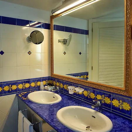 Otel Western Acqua Novella