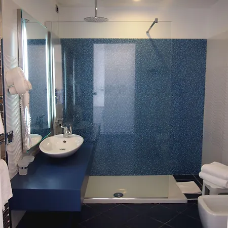 Otel Western Acqua Novella 4*