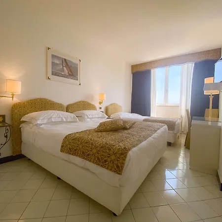 Hotel Western Acqua Novella Spotorno