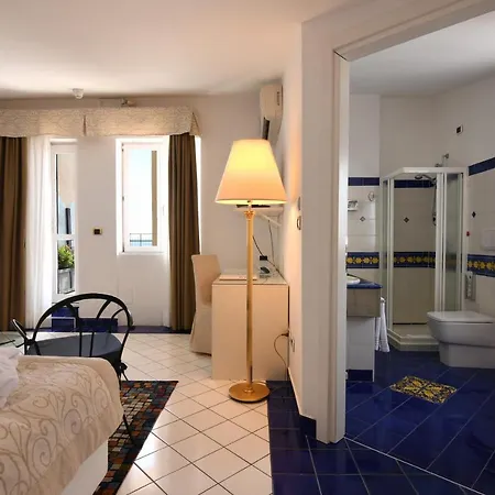 Western Acqua Novella 4*